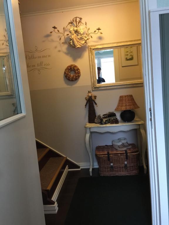 Box Bed & Breakfast Bagian luar foto