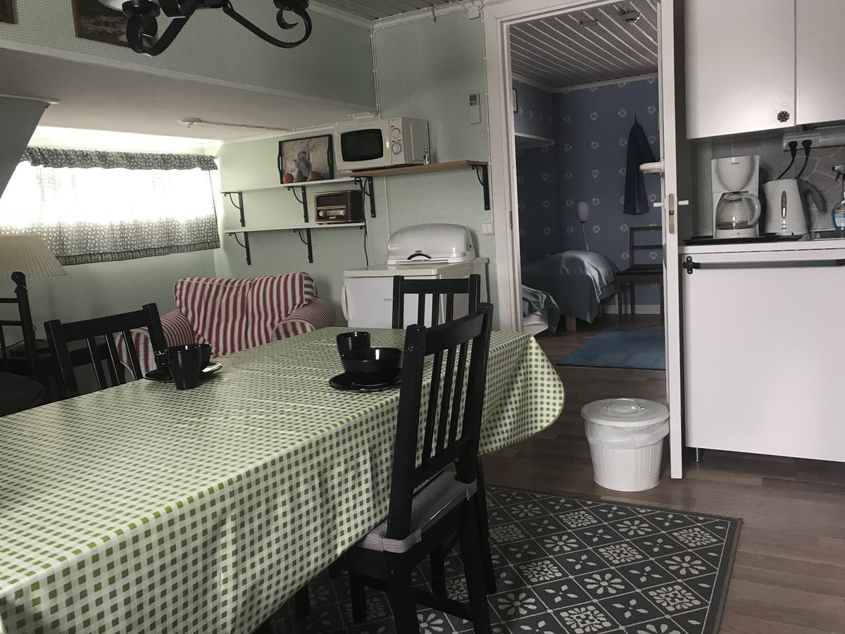 Box Bed & Breakfast Bagian luar foto
